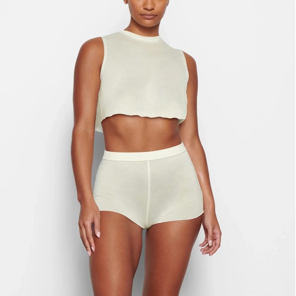 Skims Sleep Super Cropped Tank + Skims Sleep Cheeky Short in Bone | Size M NWT